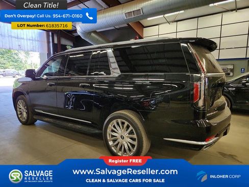 Used 2021 Cadillac Escalade ESV Premium Luxury AWD/4WD image 3