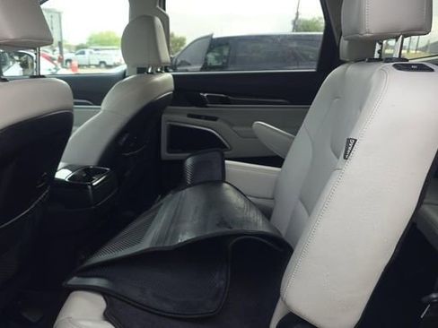 Used 2023 Kia Telluride S w/ S Sunroof Package image 2