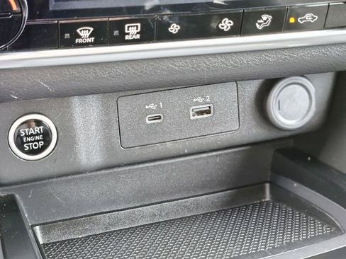 Certified 2023 Nissan Rogue SV image 25