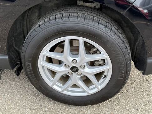 Certified 2024 Ford Edge SEL w/ Convenience Package image 5