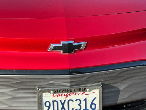 Used 2023 Chevrolet Bolt EUV LT w/ Convenience Package image 43