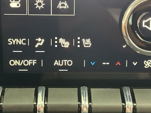 New 2027 GMC Terrain Denali w/ LPO, Black Badging Package AWD/4WD image 17