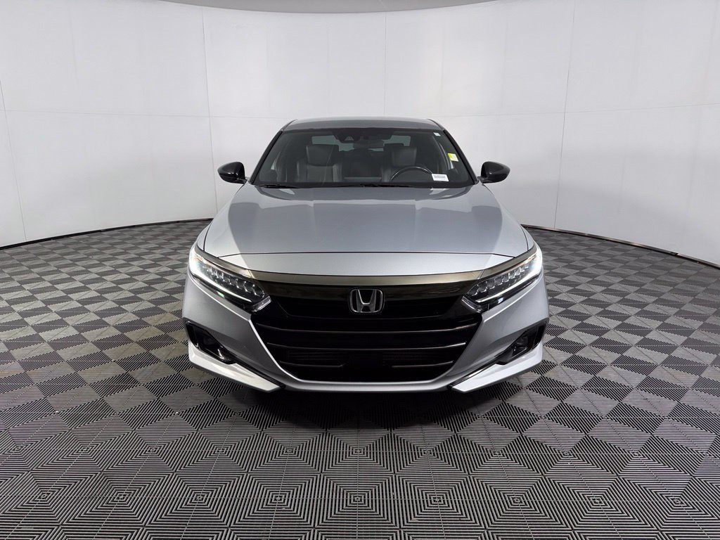 Used 2021 Honda Accord Sport image 2