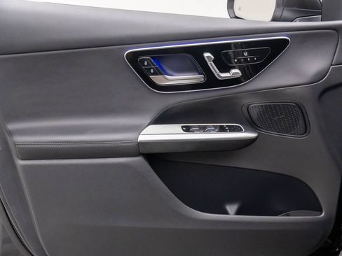 New 2026 Mercedes-Benz GLC 300 GLC 300 image 12