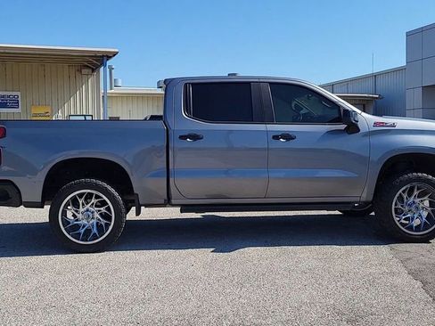 Used 2021 Chevrolet Silverado 1500 LT Trail Boss image 8