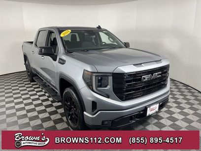 Used 2024 GMC Sierra 1500 Elevation w/ LPO, Elevation Black Package