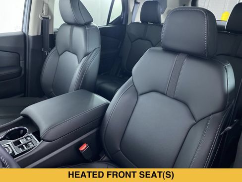 Used 2025 Honda Pilot Touring image 12