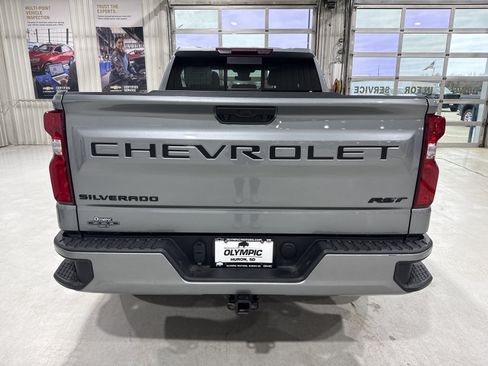 Used 2024 Chevrolet Silverado 1500 RST w/ Dark Appearance Package AWD/4WD image 7
