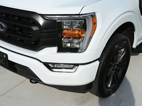 Used 2022 Ford F150 XLT w/ Equipment Group 302A High AWD/4WD image 11
