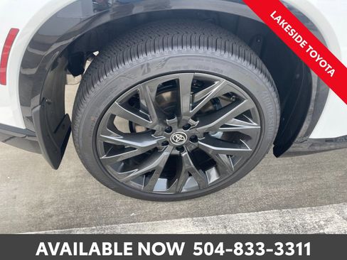 New 2025 Toyota Crown Signia image 12