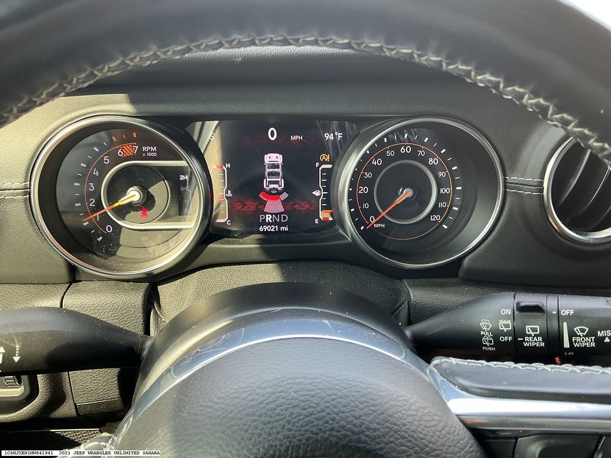 Used 2021 Jeep Wrangler Unlimited Sahara w/ Safety Group AWD/4WD image 14