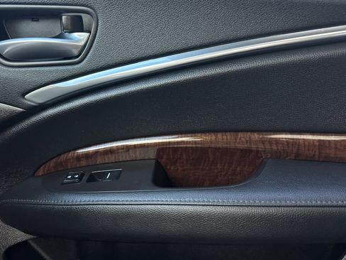 Used 2018 Acura MDX FWD image 21