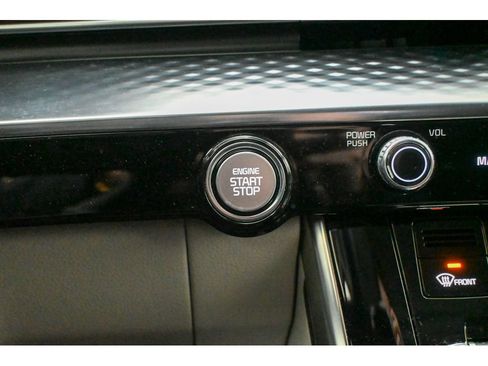 Used 2022 Kia Carnival SX Prestige image 46