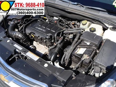 Used 2016 Chevrolet Cruze LT w/ Sun And Sound Package FWD image 18