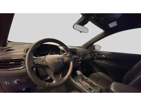 Used 2023 Chevrolet Equinox RS AWD/4WD image 11