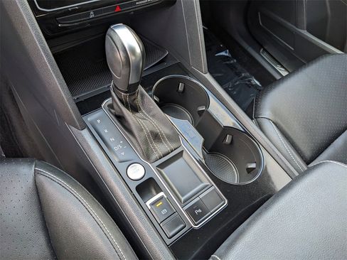 Certified 2023 Volkswagen Atlas SE w/ Panoramic Sunroof Package image 27