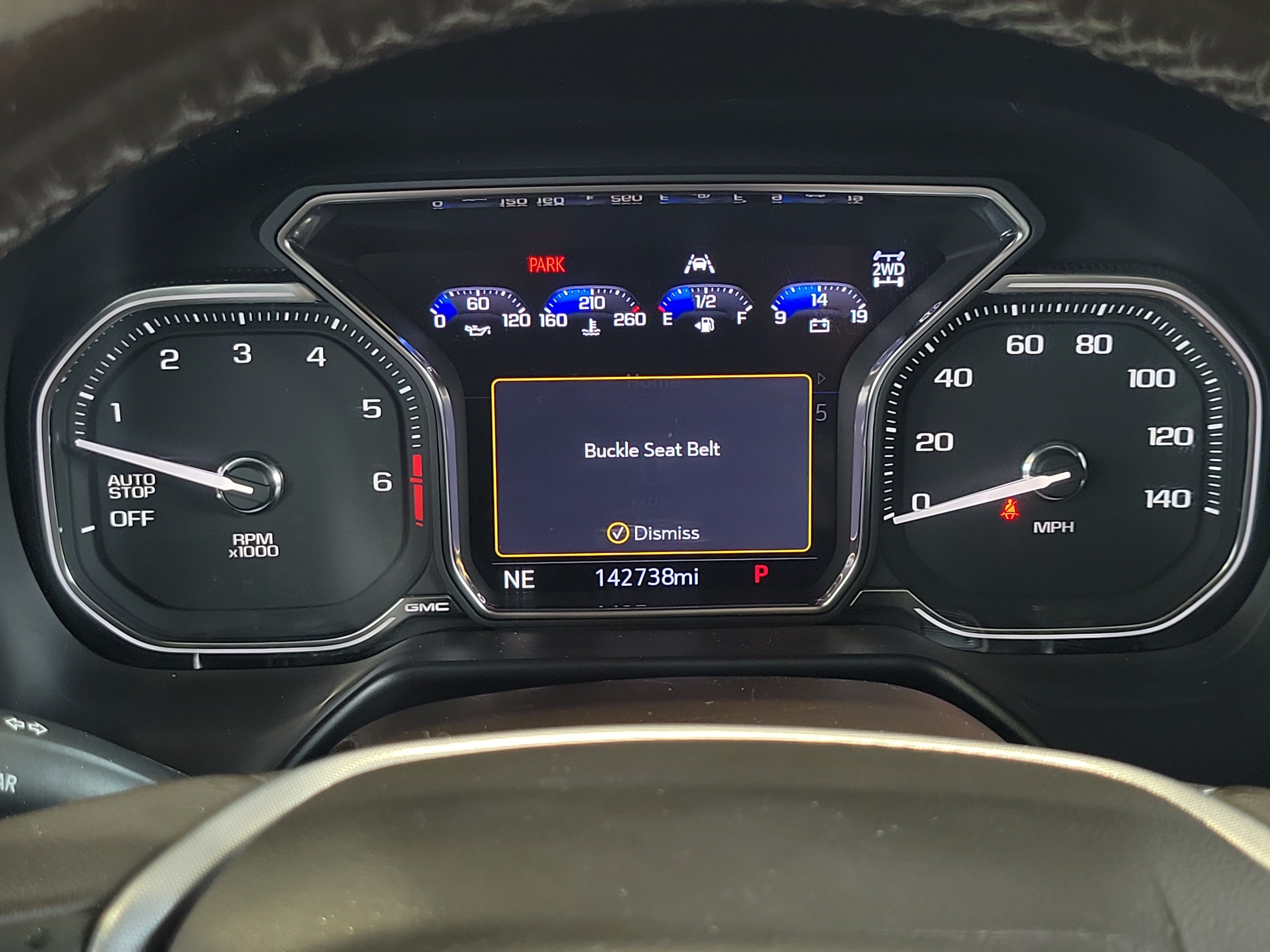 Used 2021 GMC Yukon XL SLT w/ SLT Luxury Plus Package AWD/4WD image 25