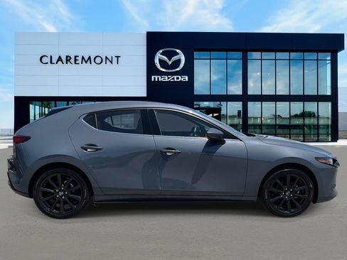 Used 2026 MAZDA MAZDA3 2.5 S Hatchback w/ Premium Pkg FWD image 4