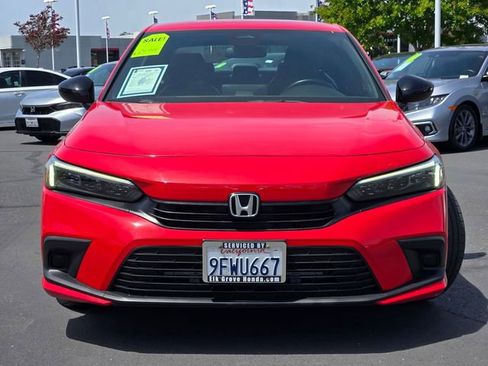 Used 2023 Honda Civic Sport image 2
