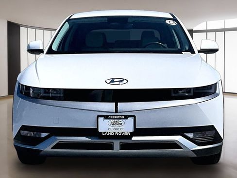 Used 2023 Hyundai Ioniq 5 SEL AWD/4WD image 2