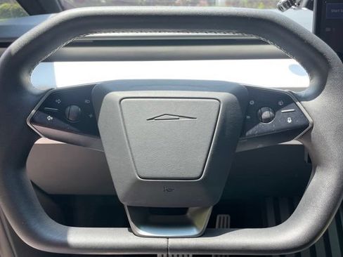 Used 2024 Tesla Cybertruck AWD Crew Cab image 21