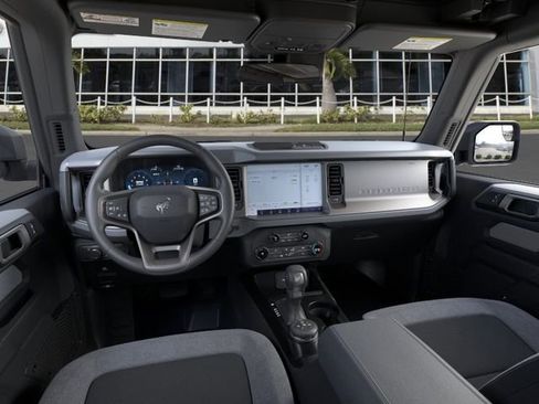 New 2026 Ford Bronco 2-Door AWD/4WD image 9