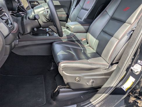 Used 2025 Dodge Durango GT image 14