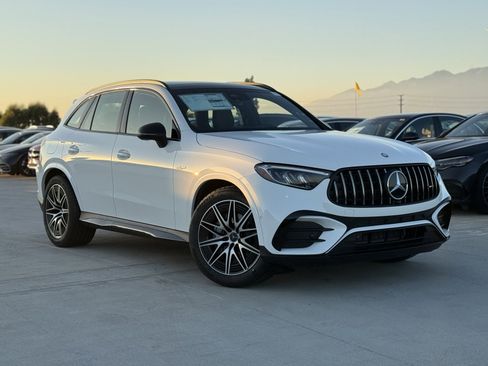 New 2026 Mercedes-Benz GLC 43 AMG 4MATIC image 2