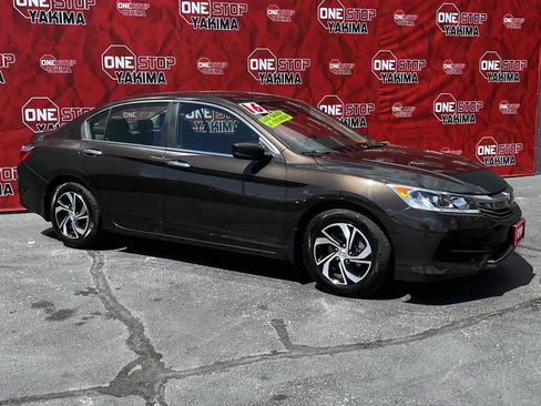 Used 2016 Honda Accord LX image 3