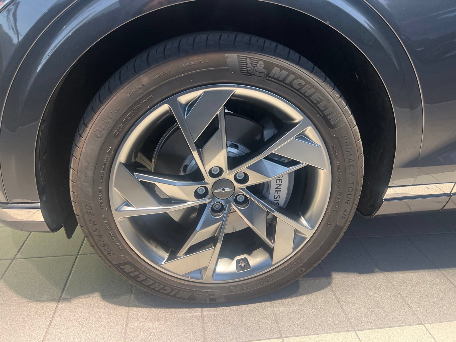 Used 2023 Genesis Electrified GV70 AWD/4WD image 16
