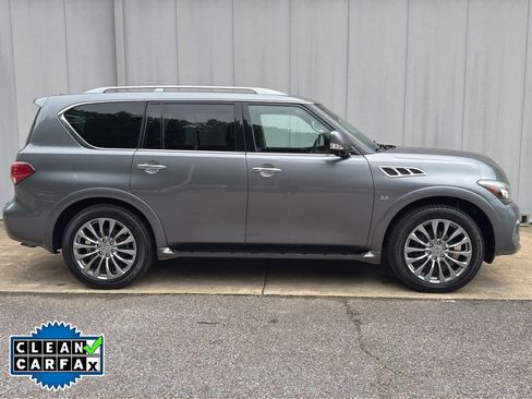 Used 2017 INFINITI QX80 4WD w/ Driver Assistance Package image 2
