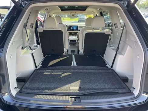 Certified 2026 Volkswagen Atlas SE w/ Panoramic Sunroof Package FWD image 10