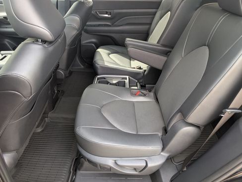 Certified 2026 Toyota Grand Highlander AWD Hybrid image 26