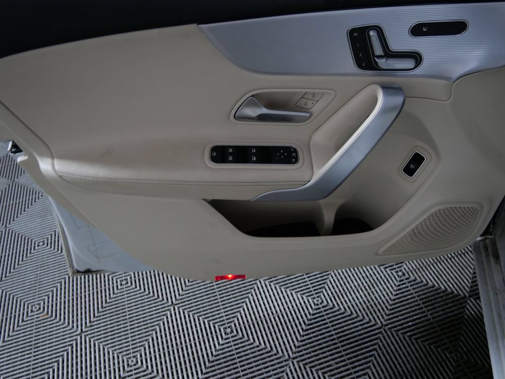 Used 2020 Mercedes-Benz A 220 4MATIC image 12