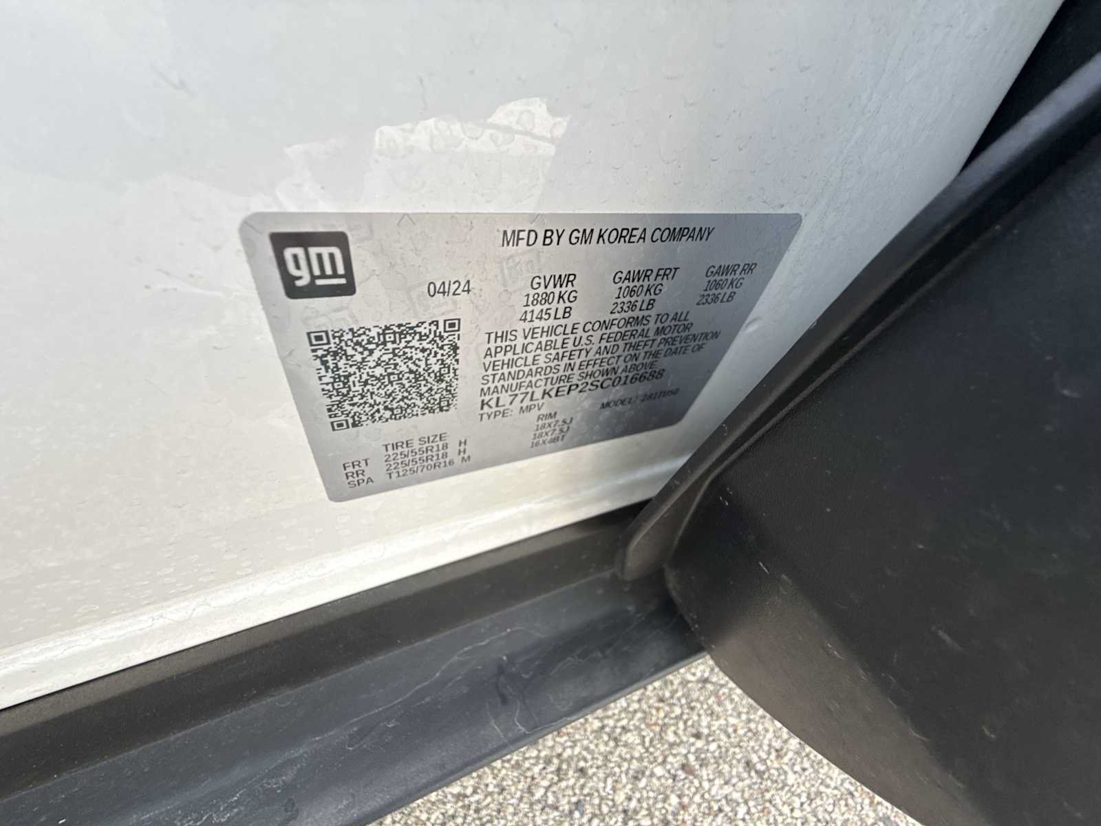 Used 2025 Chevrolet Trax ACTIV w/ Sunroof Package FWD image 33