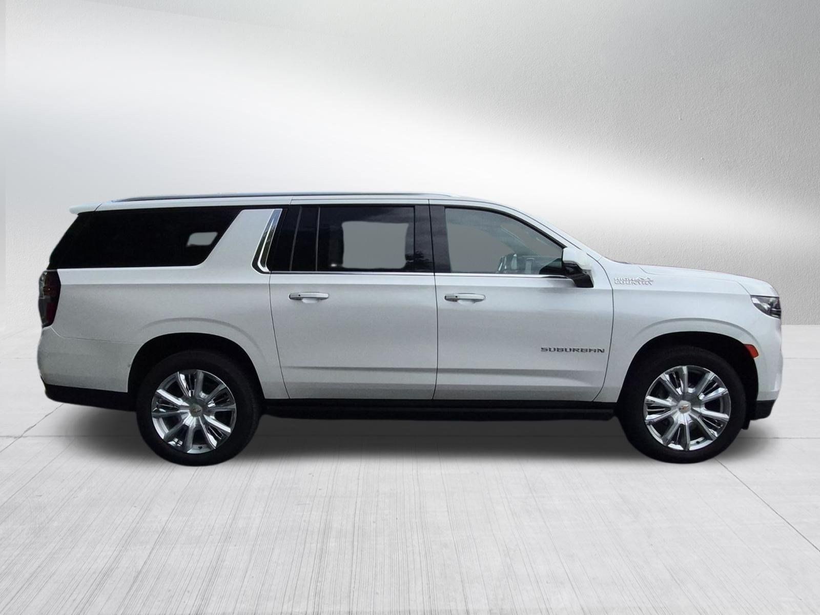 Certified 2021 Chevrolet Suburban High Country w/ Premium Package AWD/4WD image 7