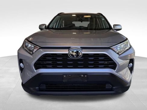 Used 2019 Toyota RAV4 XLE Premium AWD/4WD image 2