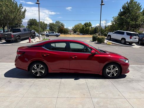Used 2021 Nissan Sentra SV FWD image 3