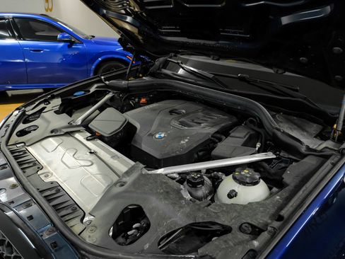 Used 2024 BMW X4 xDrive30i w/ M Sport Package AWD/4WD image 55
