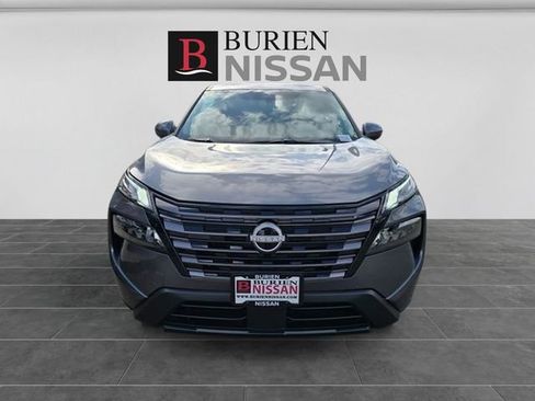 New 2026 Nissan Rogue SV AWD/4WD image 2