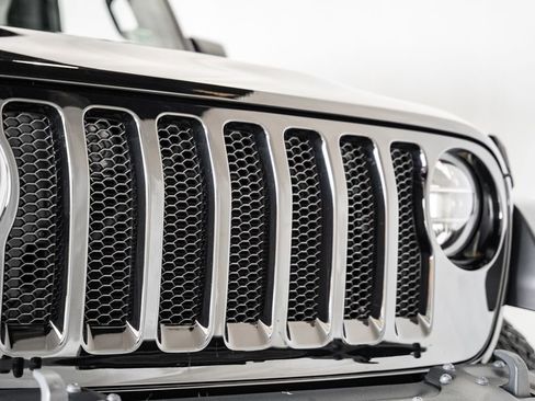 Certified 2021 Jeep Wrangler Unlimited Sport image 11