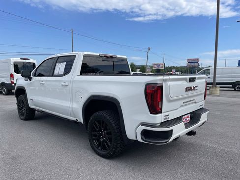 Used 2023 GMC Sierra 1500 AT4 w/ AT4 Premium Package AWD/4WD image 6