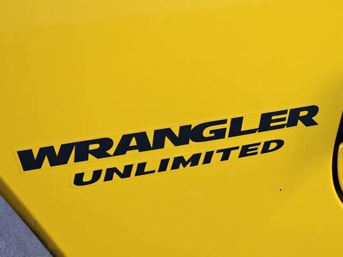 Used 2015 Jeep Wrangler Unlimited Sport w/ Power Convenience Group AWD/4WD image 12