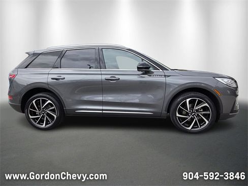 Used 2023 Lincoln Corsair Reserve w/ Equipment Group 201A image 7