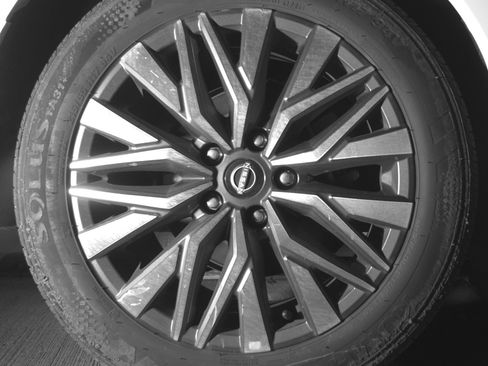 Used 2025 Nissan Altima 2.5 SV image 15