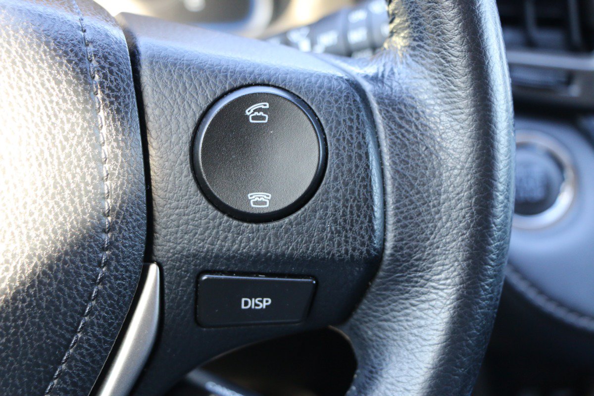 Used 2013 Toyota RAV4 Limited AWD/4WD image 20