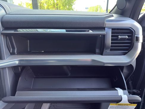 New 2025 Ford F150 Lariat w/ Equipment Group 502A High image 36