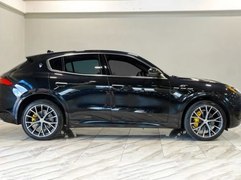 Used 2023 Maserati Grecale GT AWD/4WD image 10