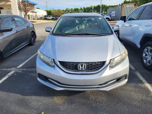 Used 2015 Honda Civic LX image 2