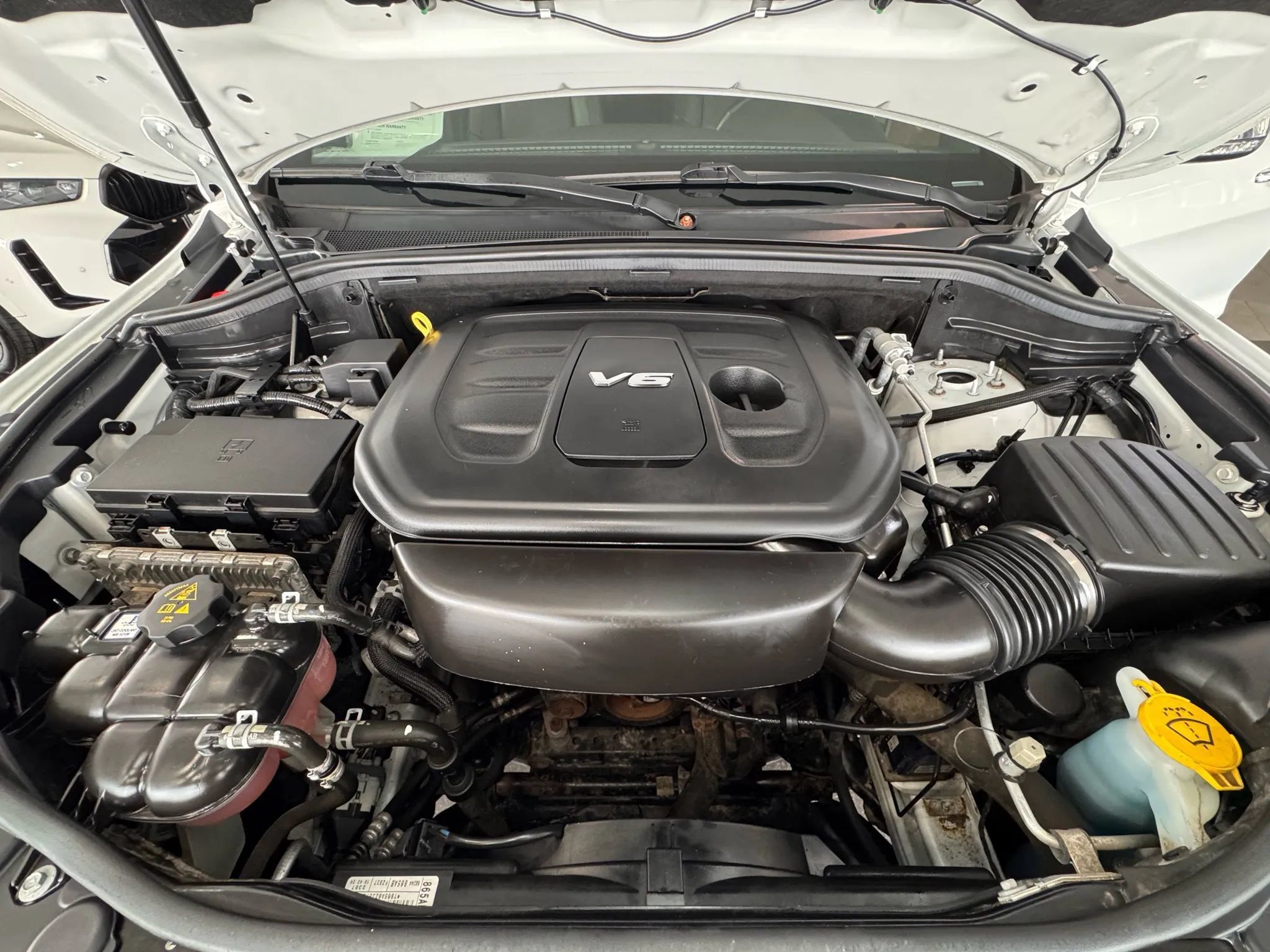 Used 2018 Jeep Grand Cherokee Limited AWD/4WD image 39